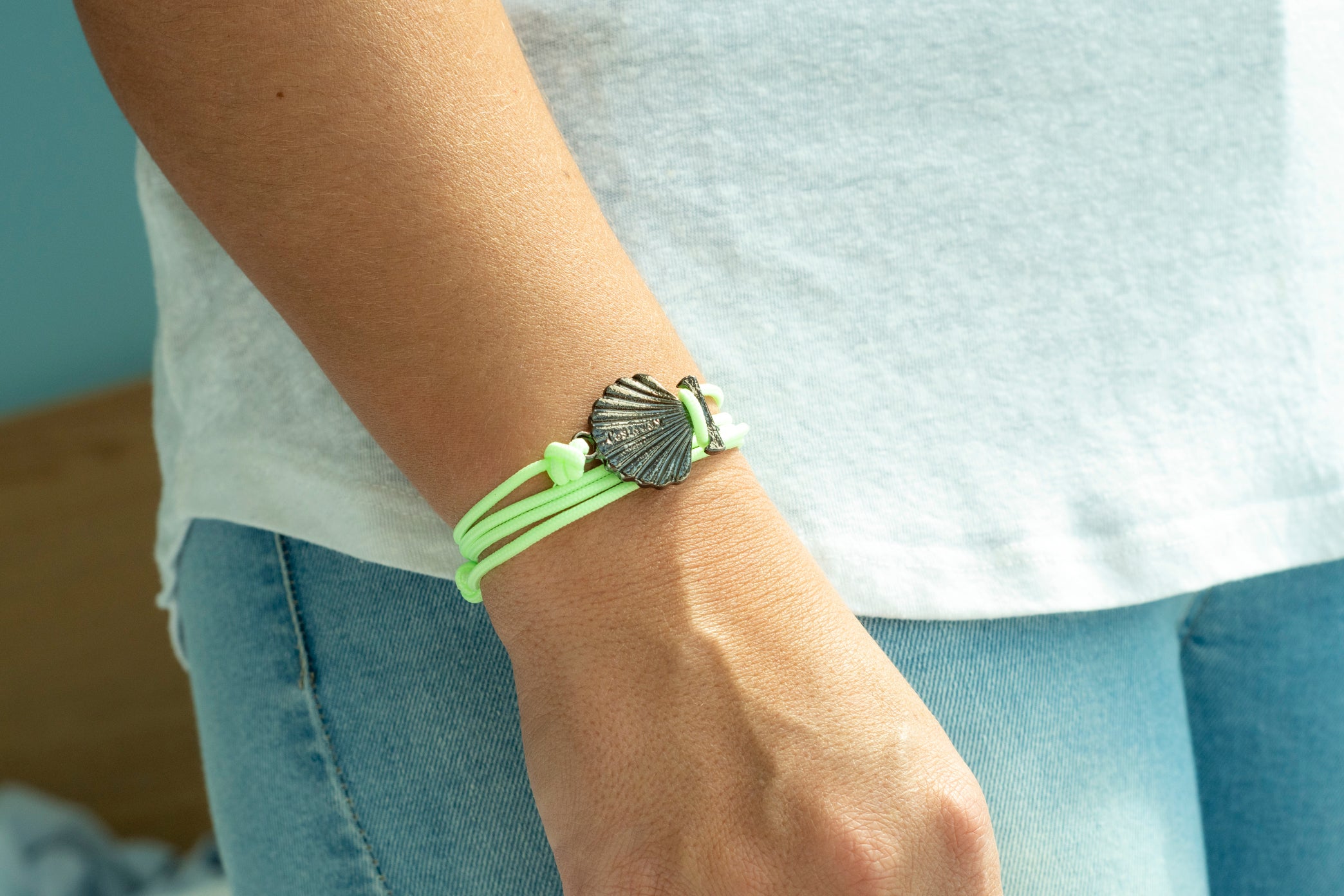 Seashell Bracelet - Glowfish Green