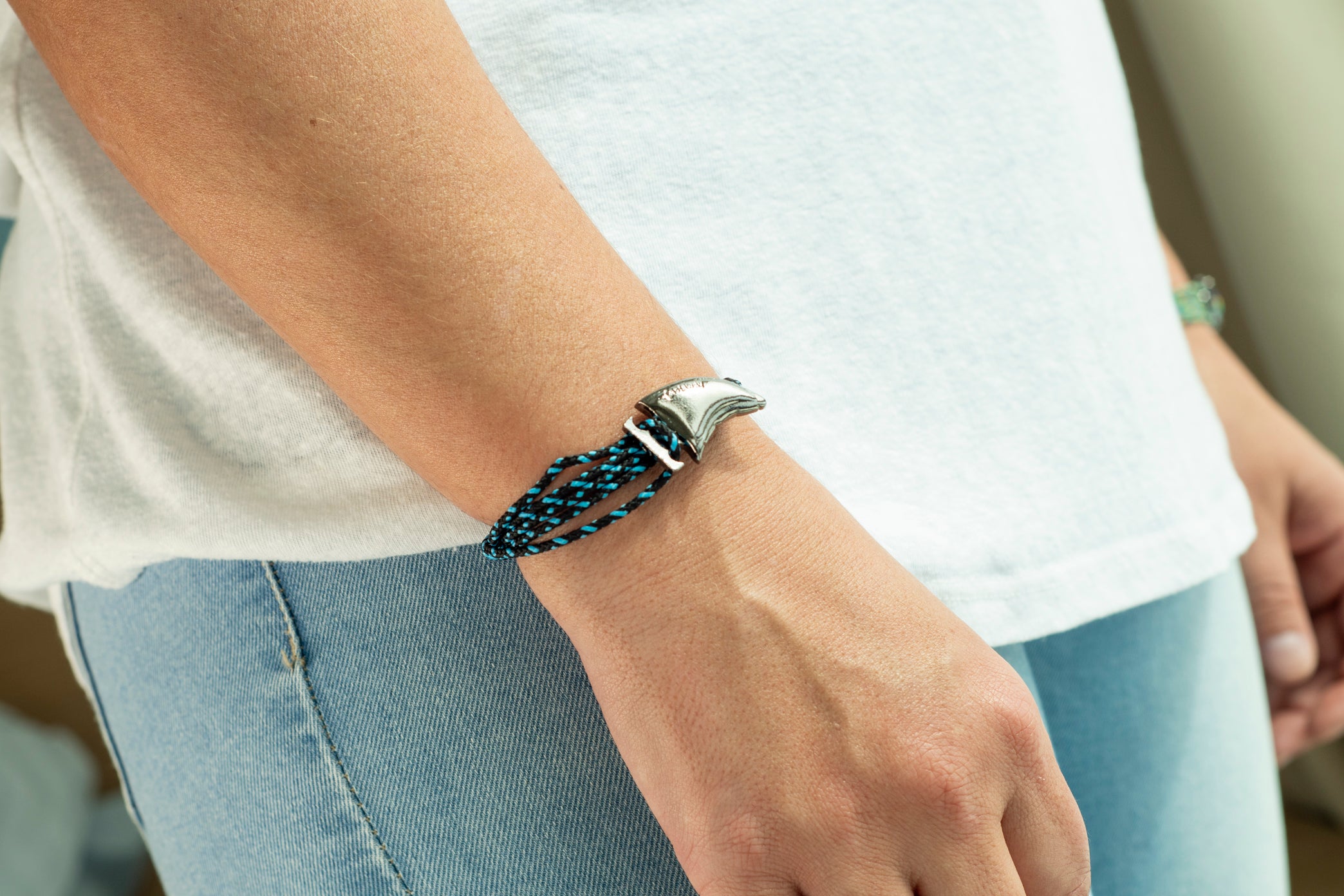 Shark Fin Bracelet - Triggerfish